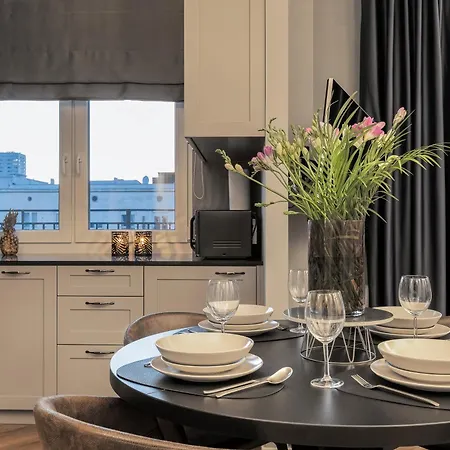 Ruby House Center Apartament *
