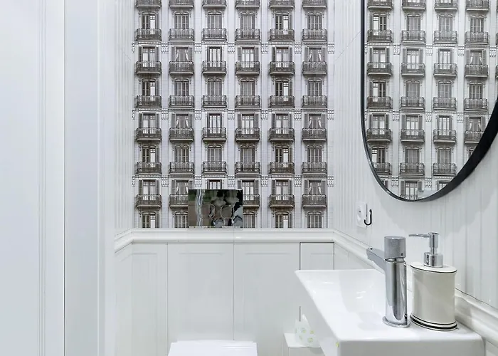 Ruby House Center * Warsaw