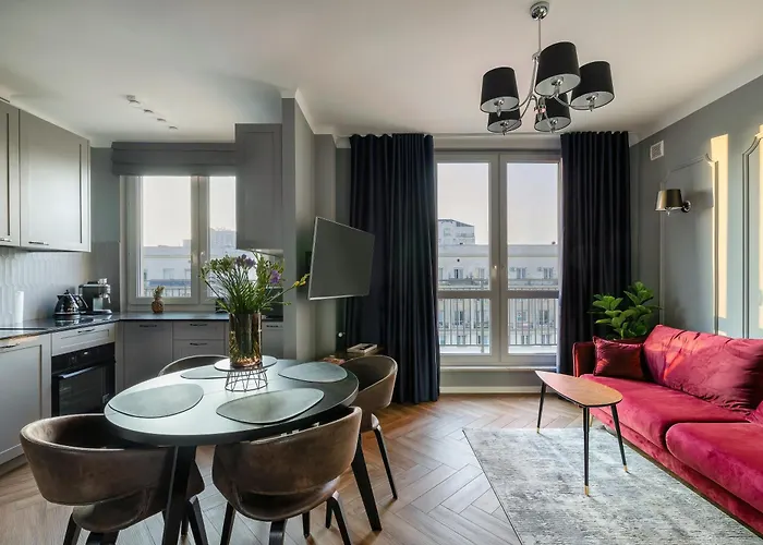 Ruby House Center Apartment *